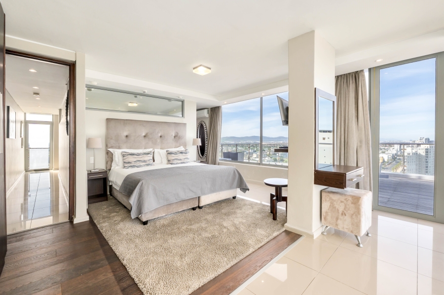 4 Bedroom Property for Sale in Beachfront Western Cape